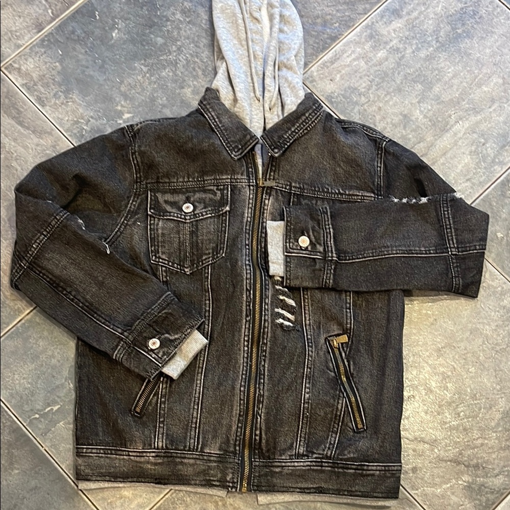 Casual Zip Up Black Denim Jacket w/Gray Hood & Lined, NEW